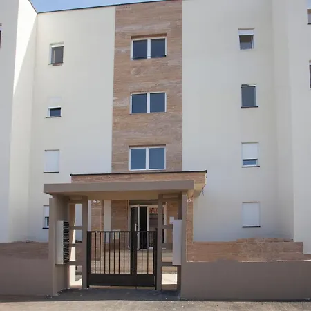 Knock Knock Apartment *
